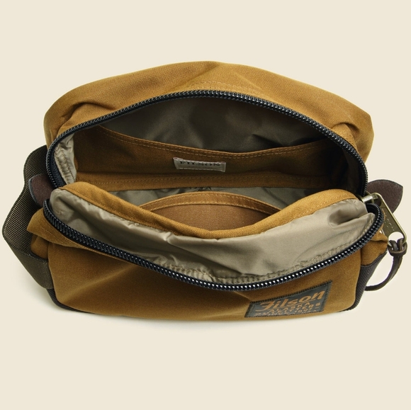 Filson Other - Filson Travel Pack - Whiskey